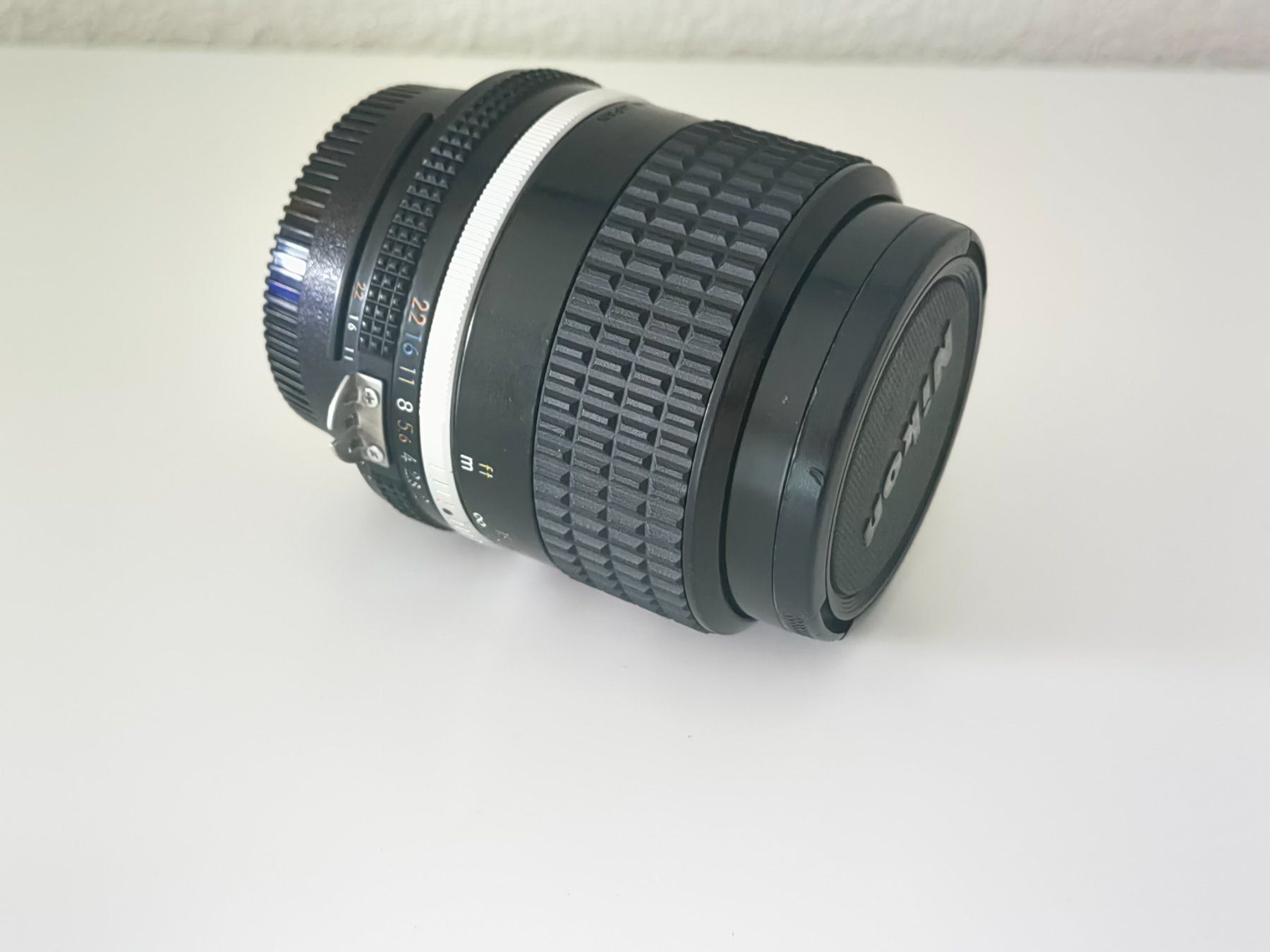 Nikkor Obiettivi: Nikkor Objectiv 28 mm f2 MF – Usato da Mols venduto da armanwalensee 2