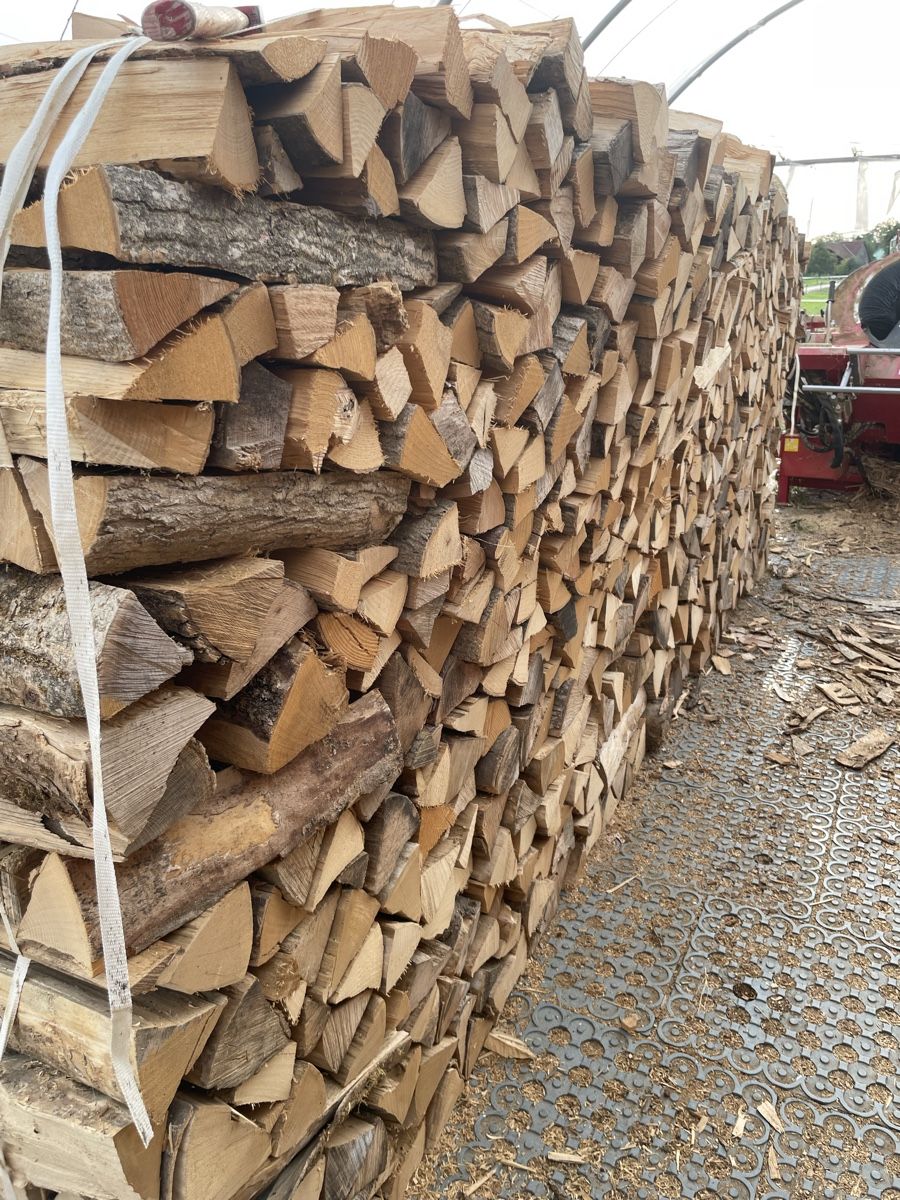 Holzartikel: Brennholz Laubholz 50 cm – Neu (gemäss Beschreibung) aus Egnach von Holzschitli.ch