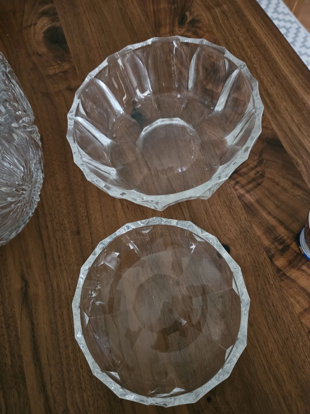 Set di piatti: Kristall Schalen Set – Usato da Bern venduto da bojereep 1