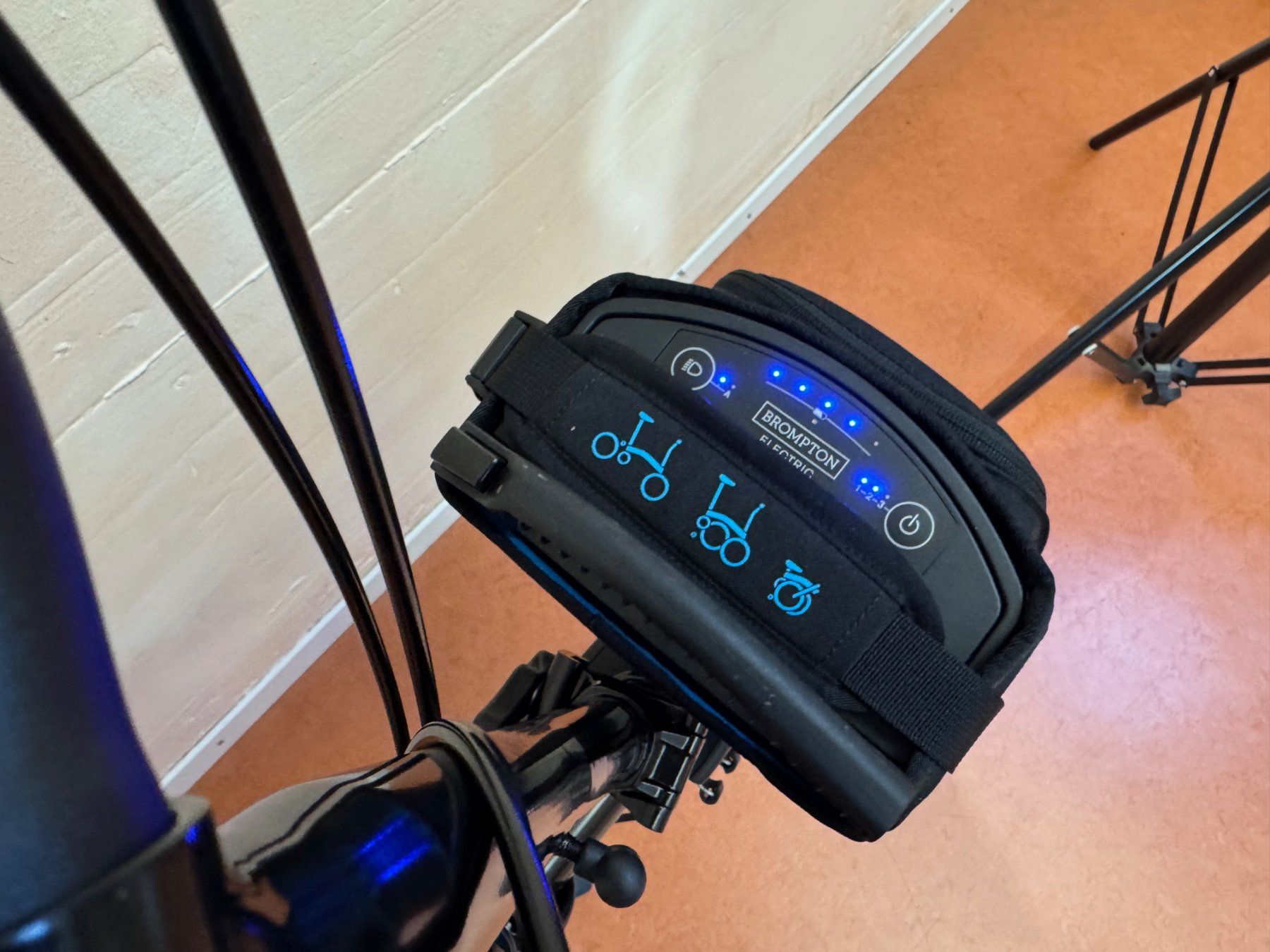Brompton Biciclette: Brompton C Line Electric Faltvelo – Usato da Bern venduto da Okeanos 6