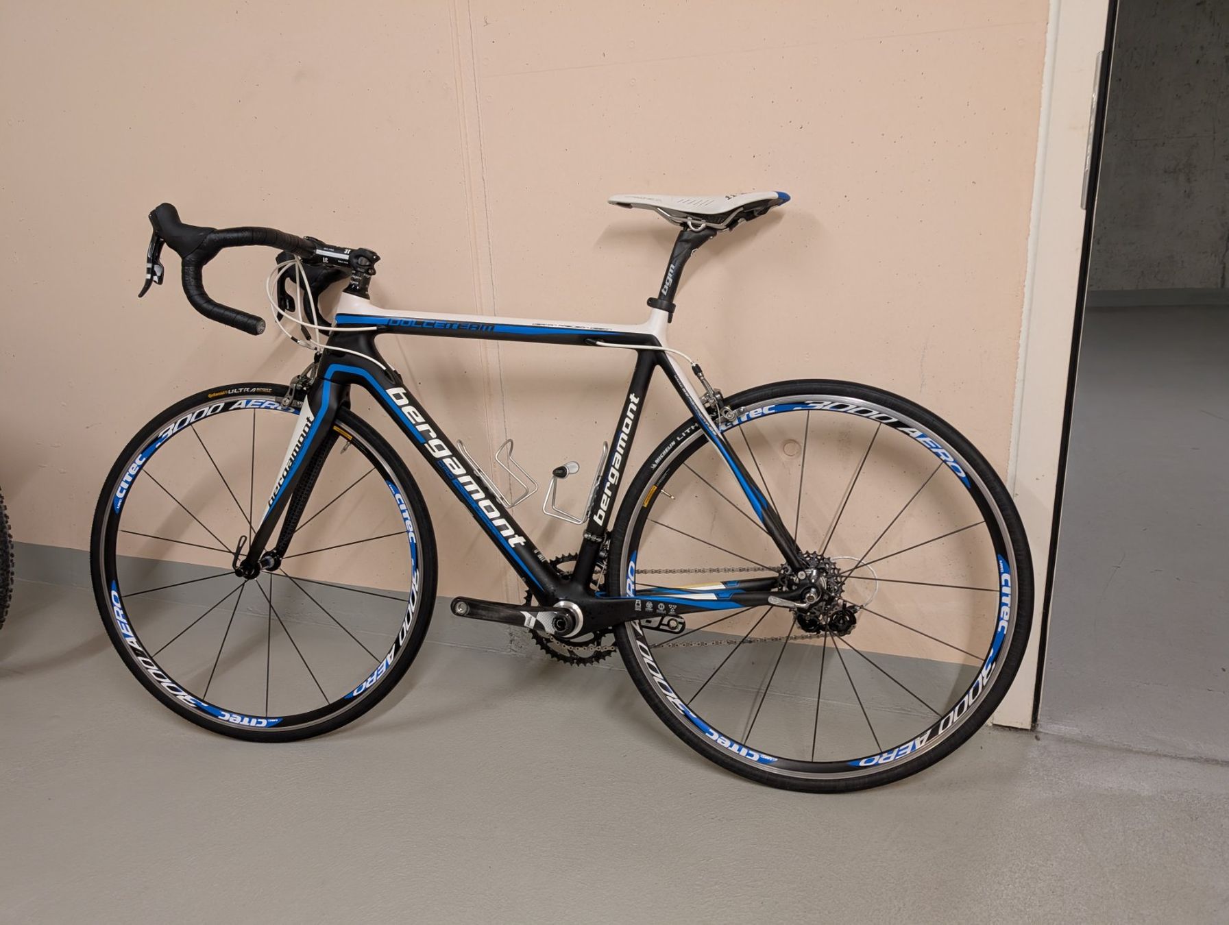 Bergamont Biciclette: Carbon Rennrad bergamont – Usato da Luterbach venduto da boss75 1