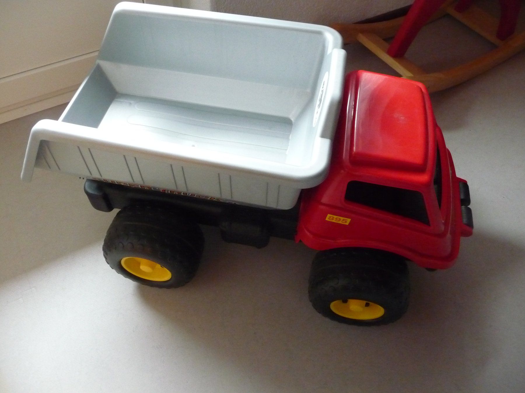 Fahrzeuge für Kinder: Grosser Lastwagen, NEU NP 69.- – Neu (gemäss Beschreibung) aus Kirchberg BE von lavendel02 4