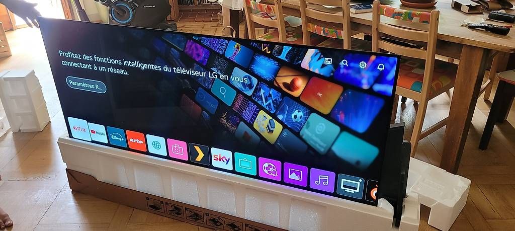 Fernseher: LG OLED65CX – Gebraucht aus Grand-Lancy von Selfa1984