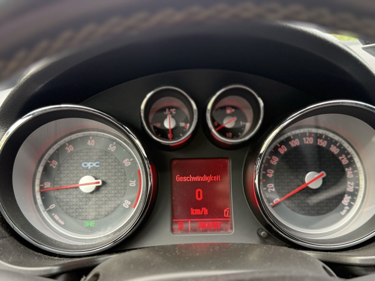 Opel Autos: Opel Insignia OPC 2.8T V6 – Gebraucht aus Biberist von nes_2xfk 7