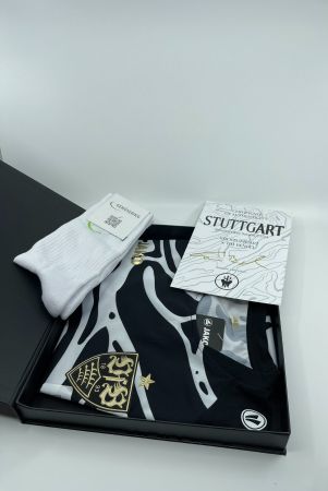 VfB Stuttgart Sondertrikot StuttgART XL NEU&OVP / Ohne FLock