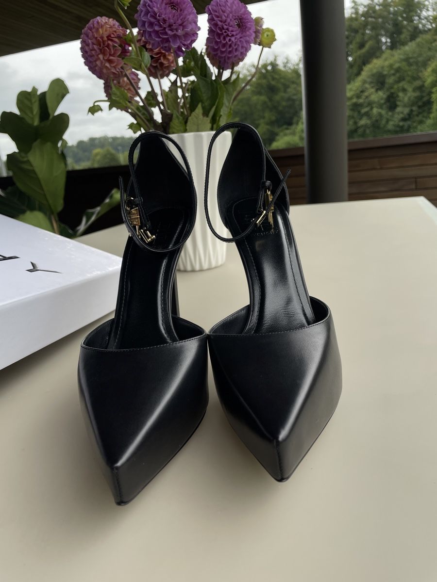 Givenchy Scarpe da donna: Givenchy G-Lock platform pumps in leather – Nuovo e nell'imballaggio originale da Baden venduto da TopOftheBest 3