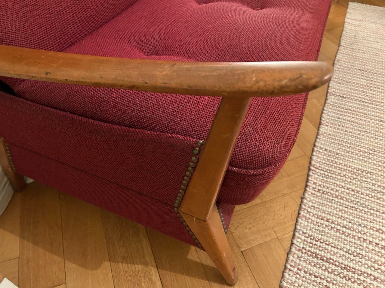 Divani: Hübsches Wohnzimmer-Sofa – Usato da Basel venduto da mic_qv2y 5