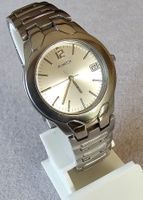 MONDAINE Swiss Made Elegante Herrenuhr 36mm