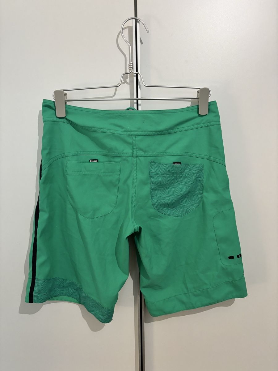 Costumi da bagno: Badeshorts ION Grösse S grün – Usato da Niederglatt ZH venduto da syb_56sc