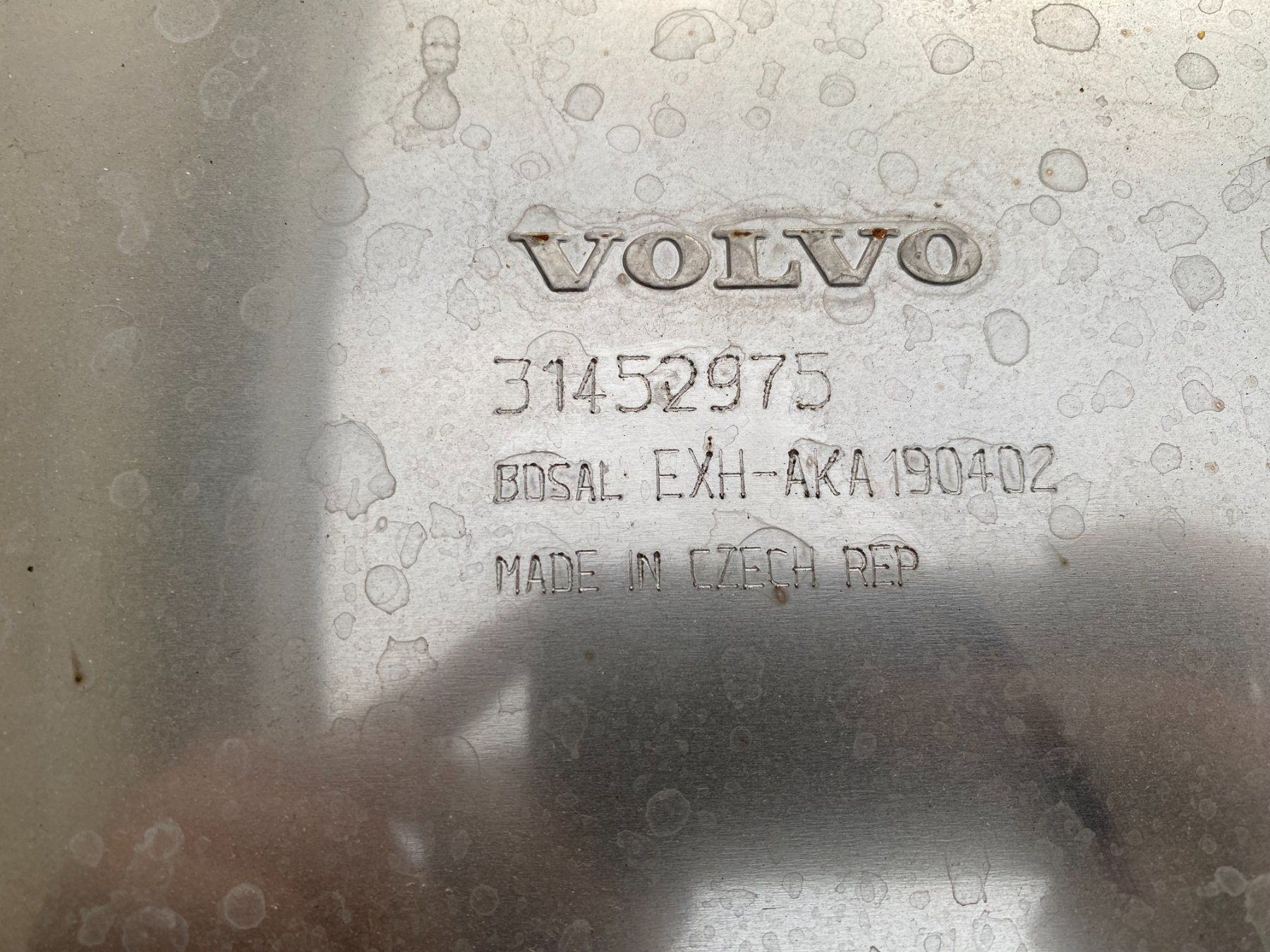Volvo Sistemi di scarico: Auspuff Original Volvo XC40 – Usato da Kriessern venduto da Laurastar05 2