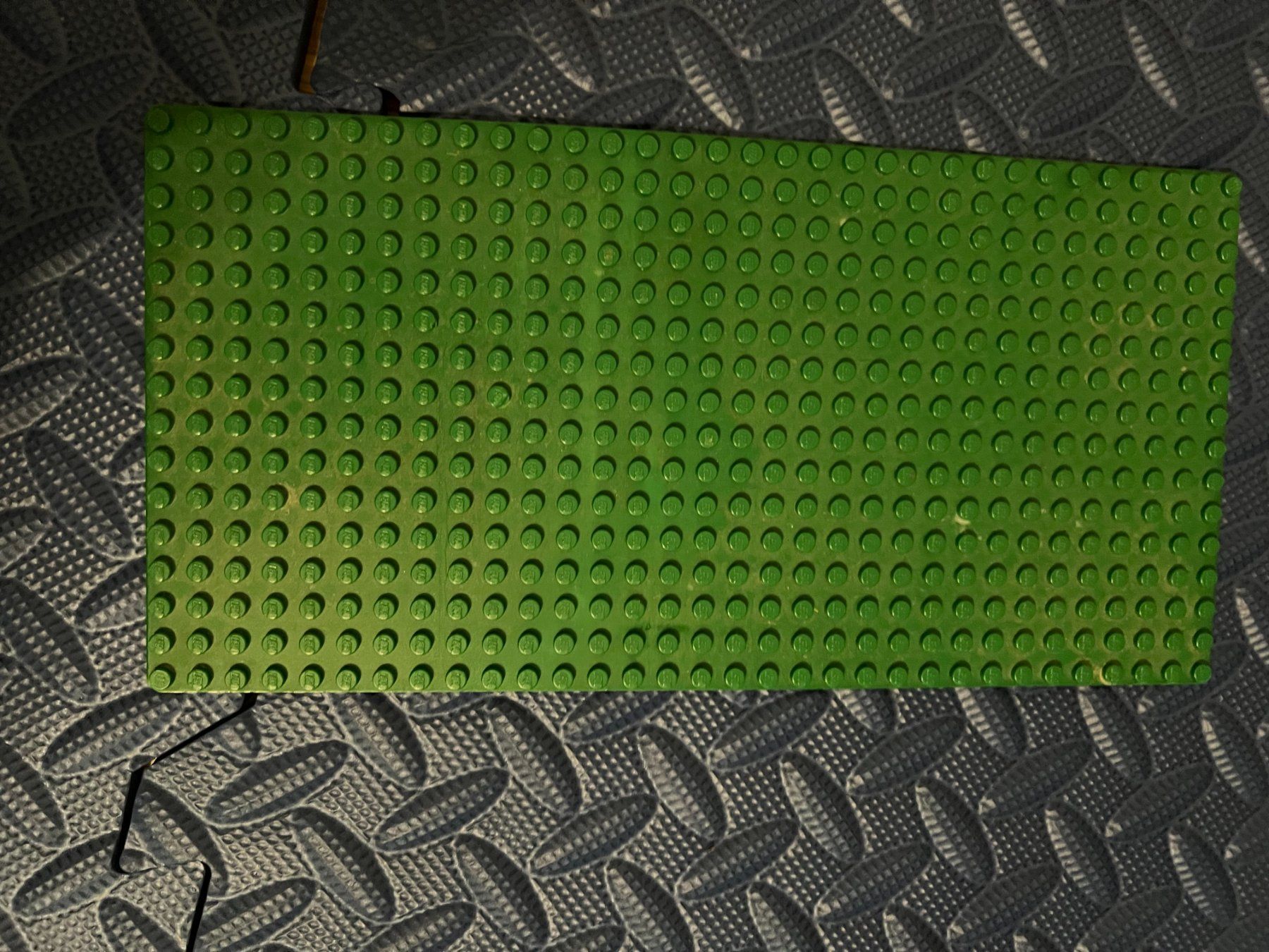 Lego Baukästen: Lego grüne Platte 32 x 16 – Gebraucht aus Reinach BL von bermuda-dreieck