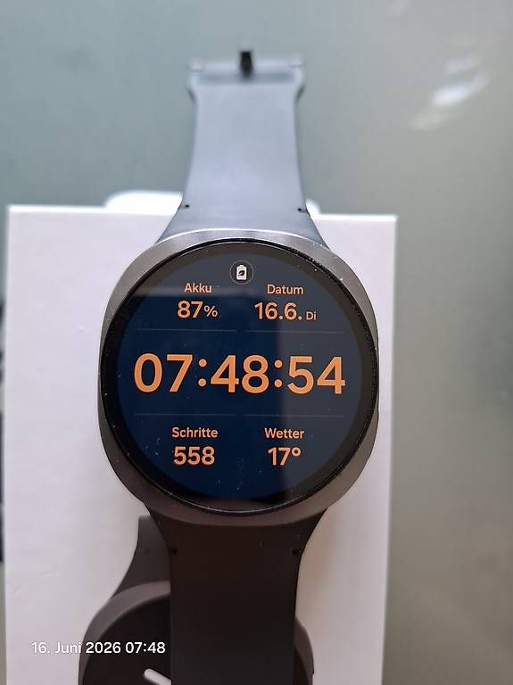 Smartwatch: Samsung Galaxy Watch 8 44mm – Usato da Winterthur venduto da Nipa.85 1