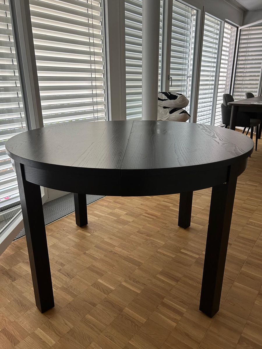 Tavoli: Black wooden table – Usato da Zürich venduto da mar_ys2q 2