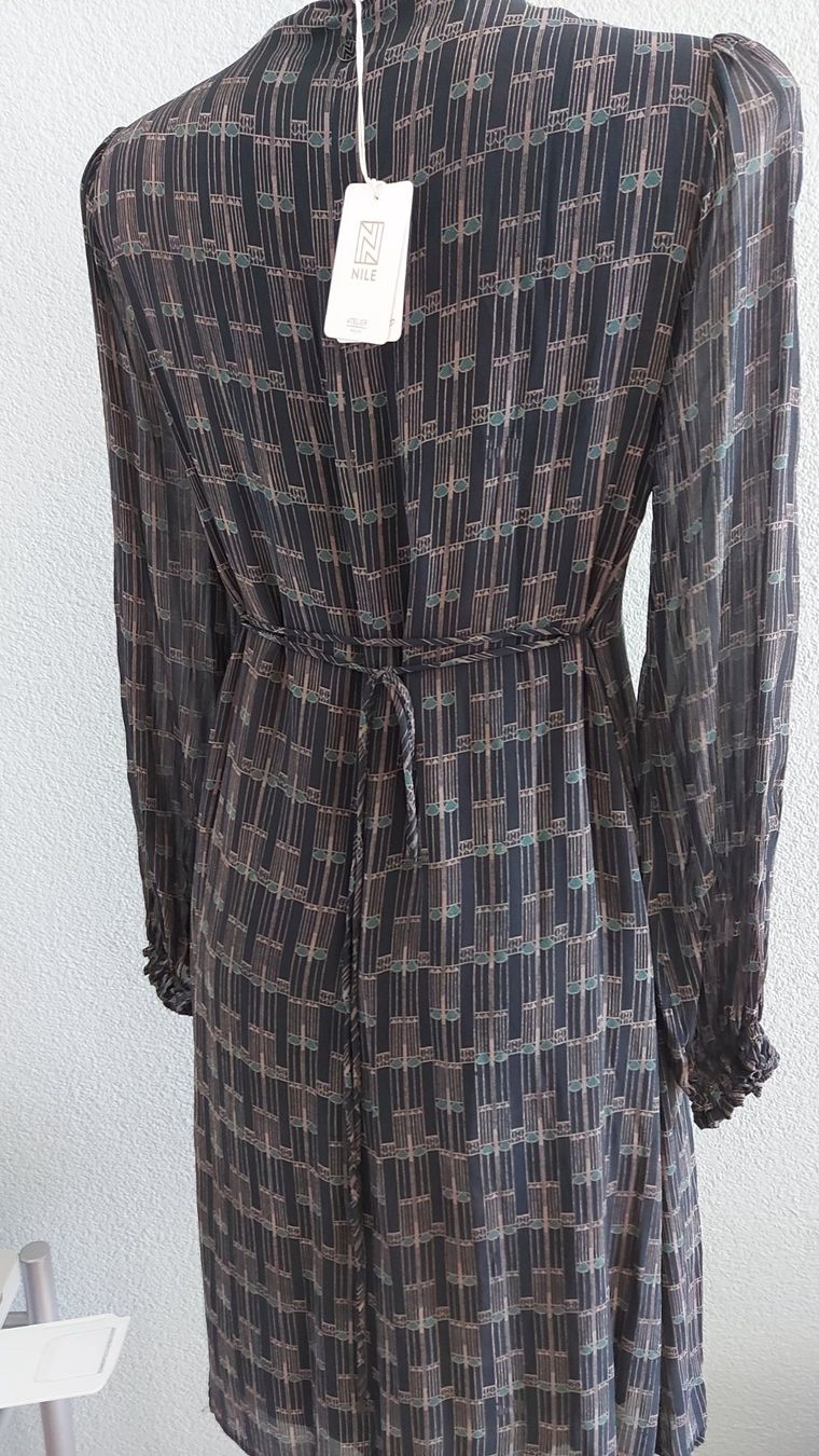 Nile Vestiti: Nile Kleid gr,S – Nuovo (secondo la descrizione) da langenthal venduto da rundholz7 4