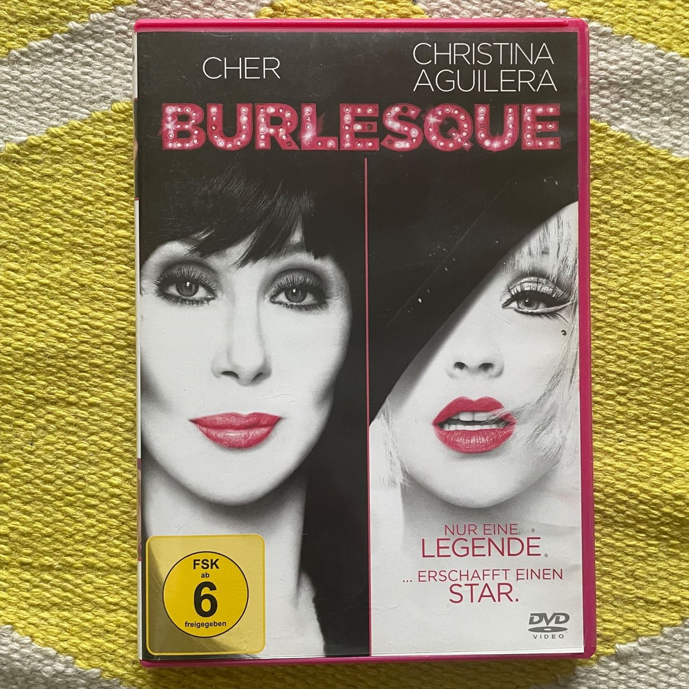 Tutti i DVDs: BURLESQUE-DVD BURLESQUE – Usato da Rorschacherberg venduto da CD-Roli