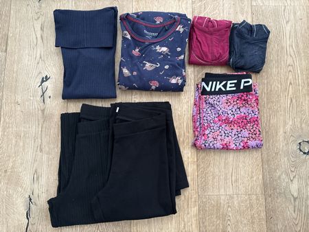 Kleiderpaket Mädchen Grösse 152 7-teilig