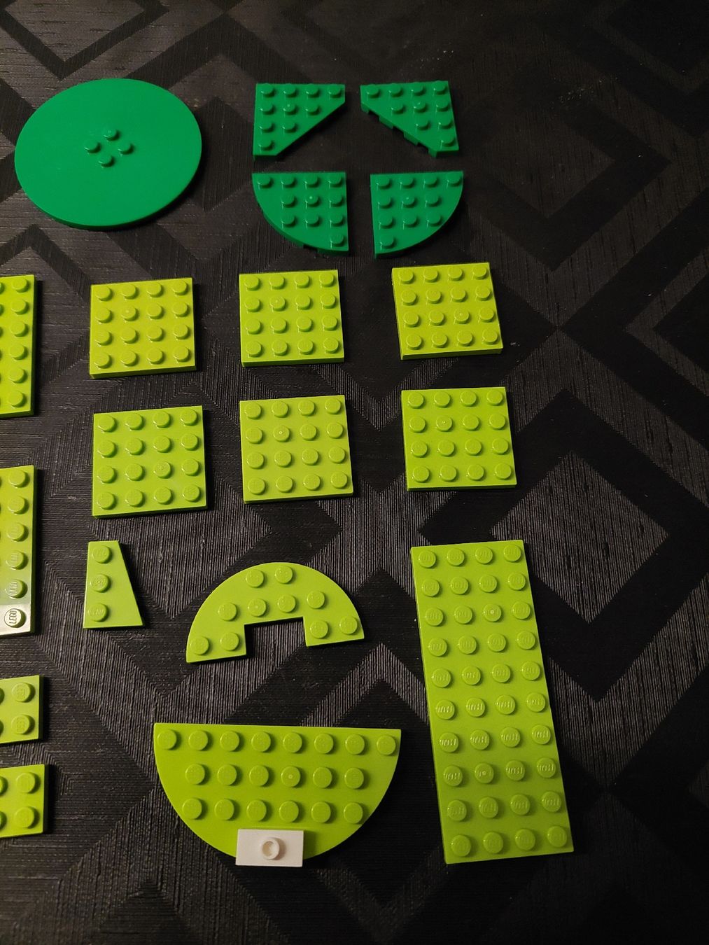 Lego Kit di costruzioni: Div. Legoplatten grün – Usato da Zetzwil venduto da sti_x9xf 1