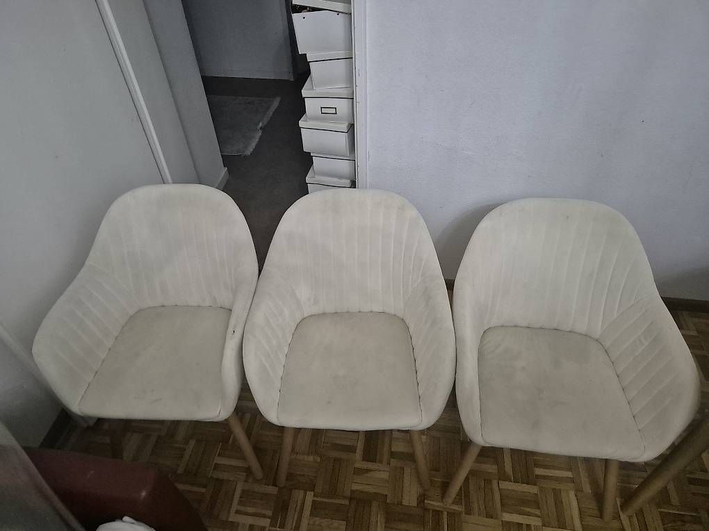 Sedie: 3 Stühle je chf 30.00 – Usato da Basel venduto da bes_mnp7