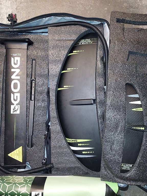 Tavole da surf e di nuoto: Full Wing Foil équipement  – Usato da Vevey venduto da vevey 2
