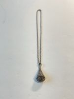 Chaînette vintage avec pendentif en argent 