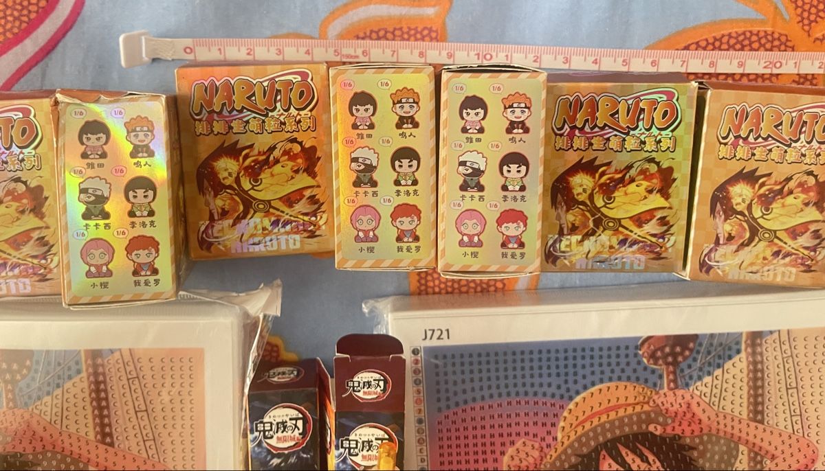Jouets: Anime Bundle – Neuf avec emballage d'origine à Pratteln par Gabriella18 1