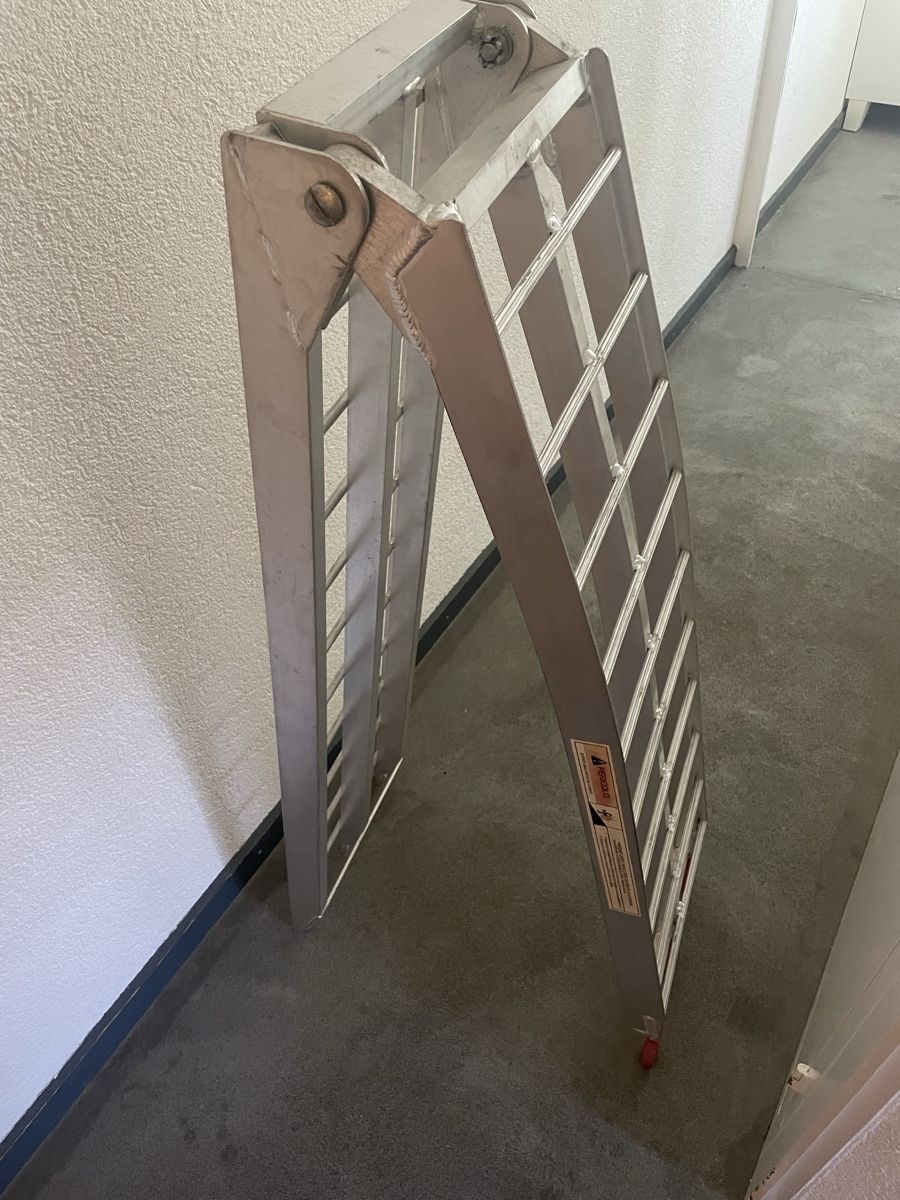 Rampe di accesso: Rampe chargement moto max 340kg – Usato da Lausanne venduto da jer_m5kh