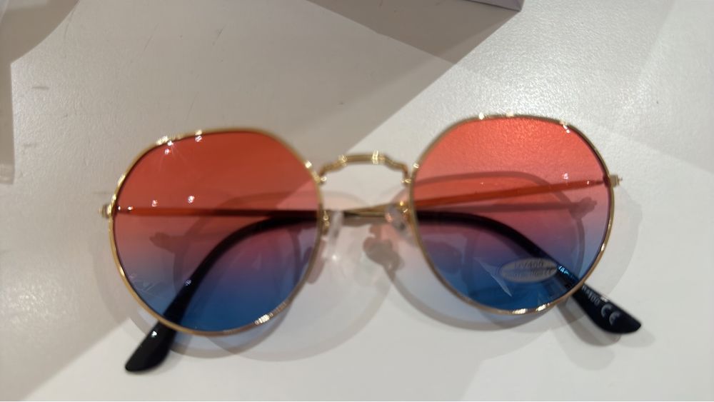 Lunettes De Soleil Hally & Son HS737 Noires Dégradées - Verres Marron, Neuves étiquetées