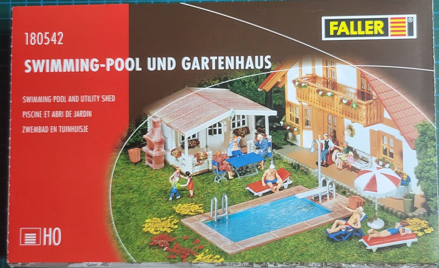 Faller Modellini di ferrovie: Faller 180542 Swimming Pool mit Gartenhaus – Nuovo e nell'imballaggio originale da Malters venduto da minitrix79