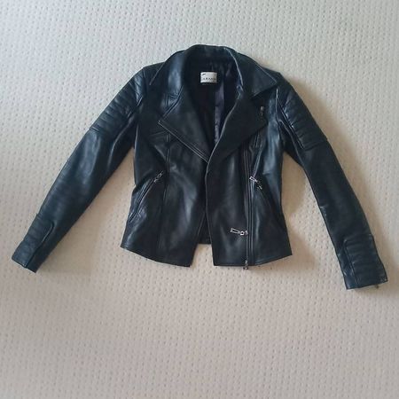 Lederjacke schwarz 