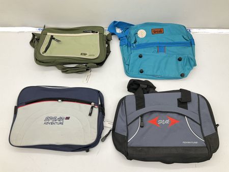 4x verschiedene Umhängetaschen 30 - 35cm breit