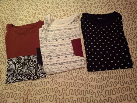T-shirt (3) taille S marque Pier One