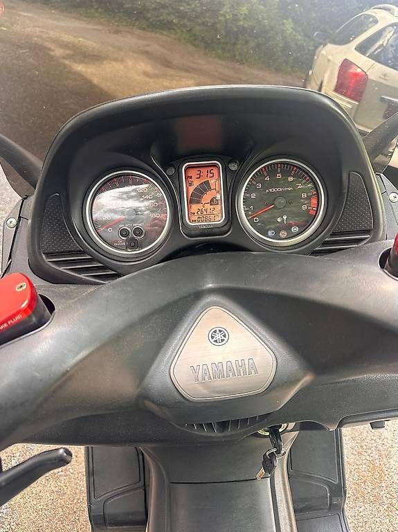 Scooter: T-max 500 black max ABS – Usato da Genève venduto da med_5mkt 2