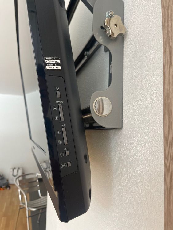 Sony Bravia TV Fernseher 40 Zoll inkl. Wandhalterung Kaufen auf