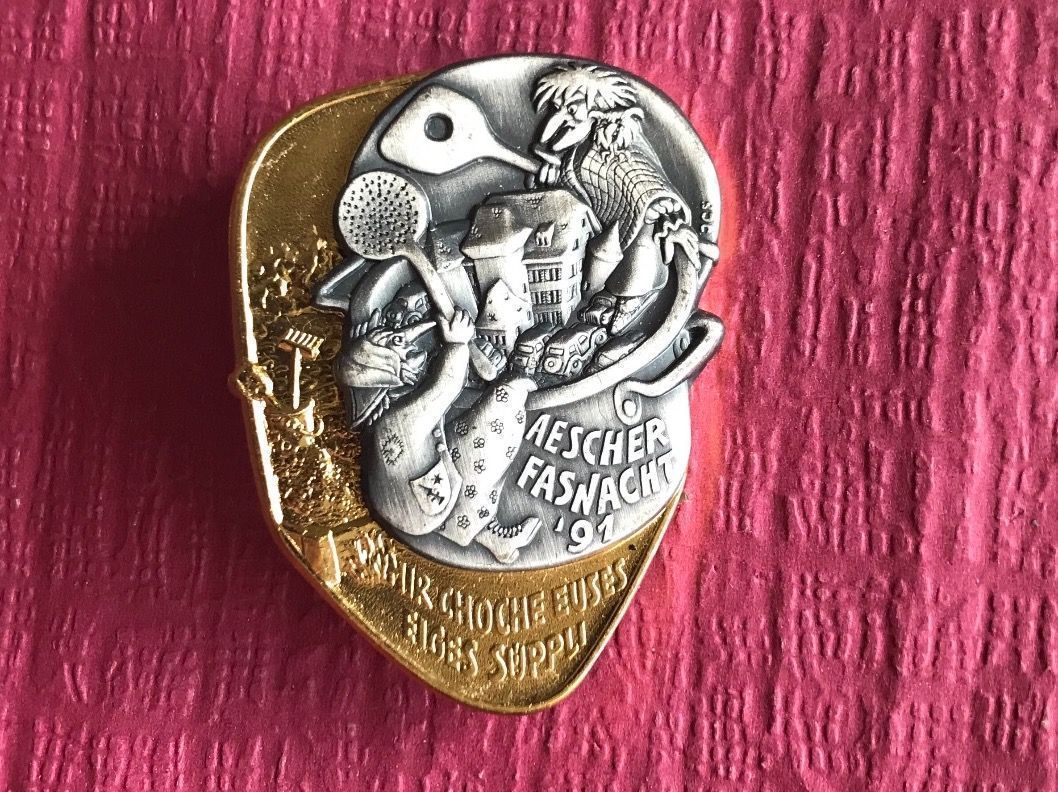 Placchette & Badge: Aesch 1991 Gold – Usato da Itingen venduto da Bebbi6569