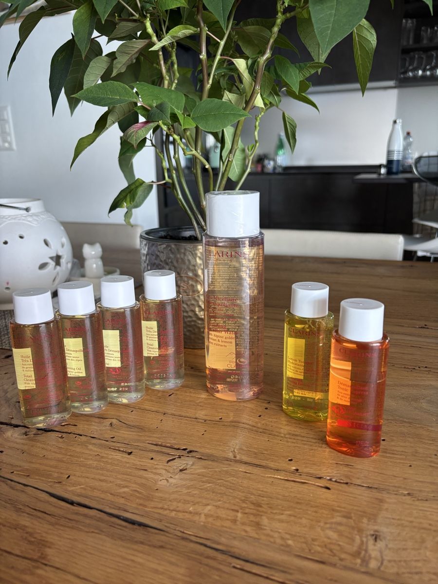 Clarins Cura del viso: CLARINS - Set Démaquillage – Nuovo e nell'imballaggio originale da Chardonne venduto da teenyweeny