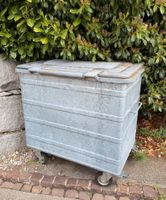 Müllcontainer auf Rollen