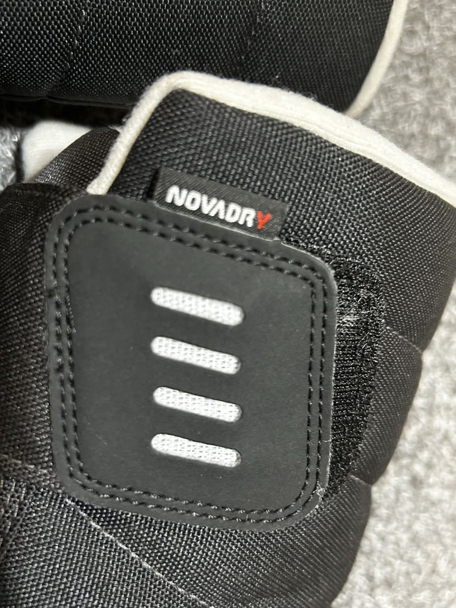 Decathlon Scarpe da uomo: Winterstiefel Quechua, 36EU – Usato da Oberwil BL venduto da TypeR-666 1