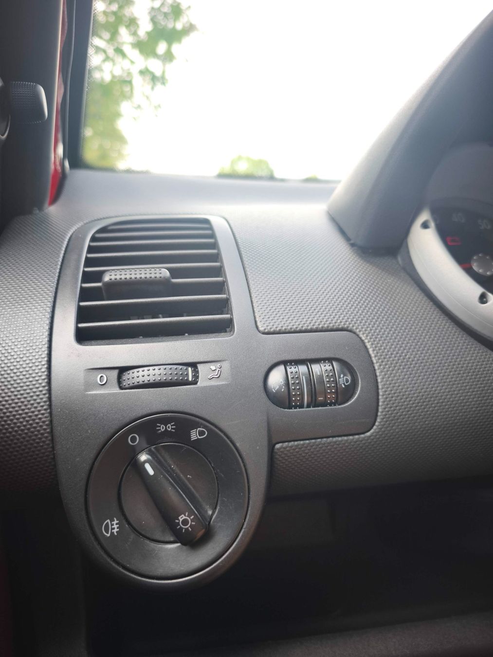 VW Automobili: VW Lupo 1.4 mit MFK – Usato da Winterthur venduto da Olaf4weiss 8