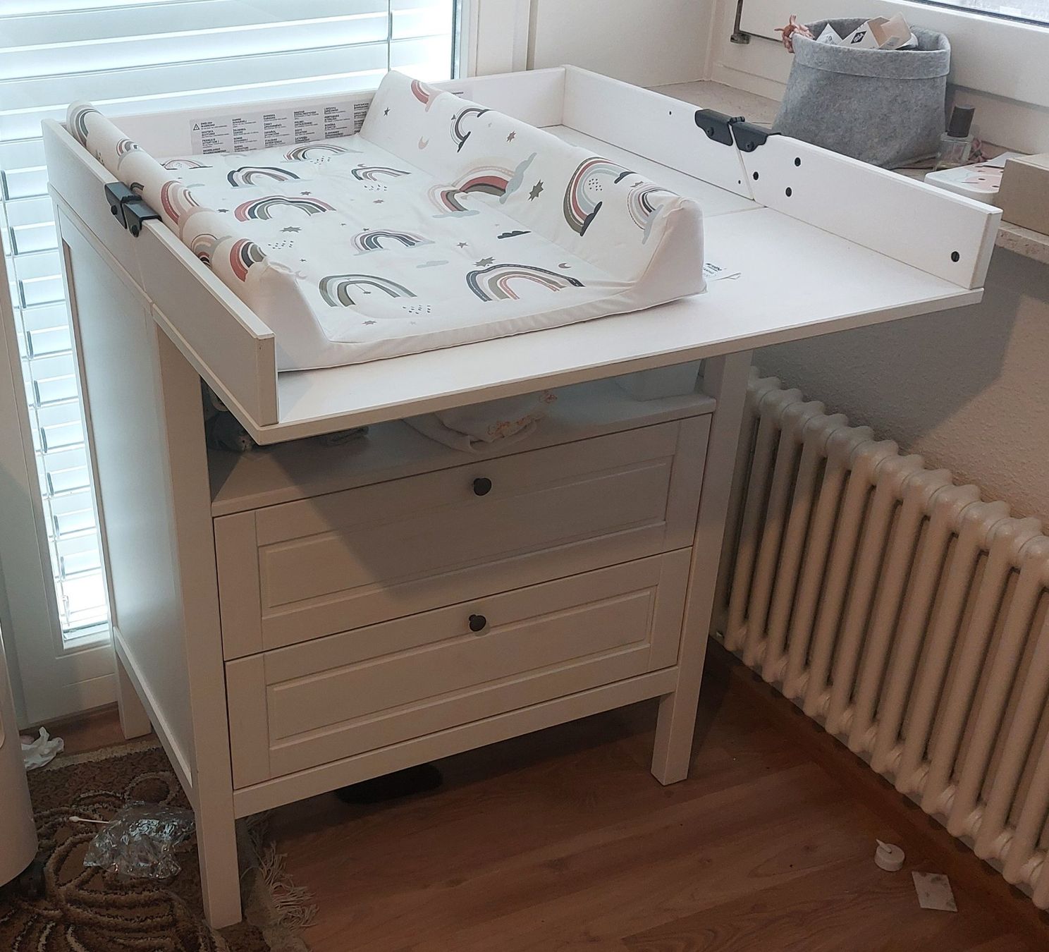 Ikea Tables à langer & accessoires: Wickeltisch / Changing table  IKEA Sundvik – D'occasion à Allschwil par akbarfarshori 1