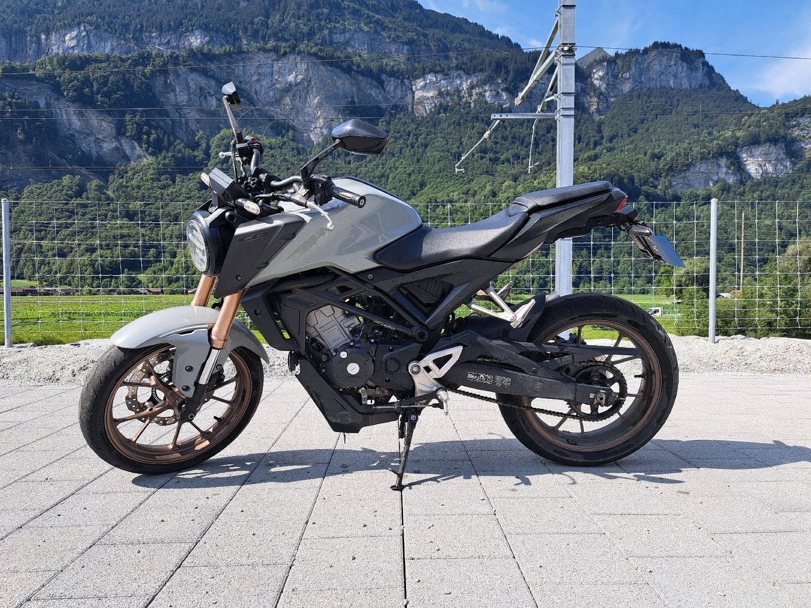 Honda Strada: Honda CB125R – Usato da Unterbach venduto da and_6gw2 2