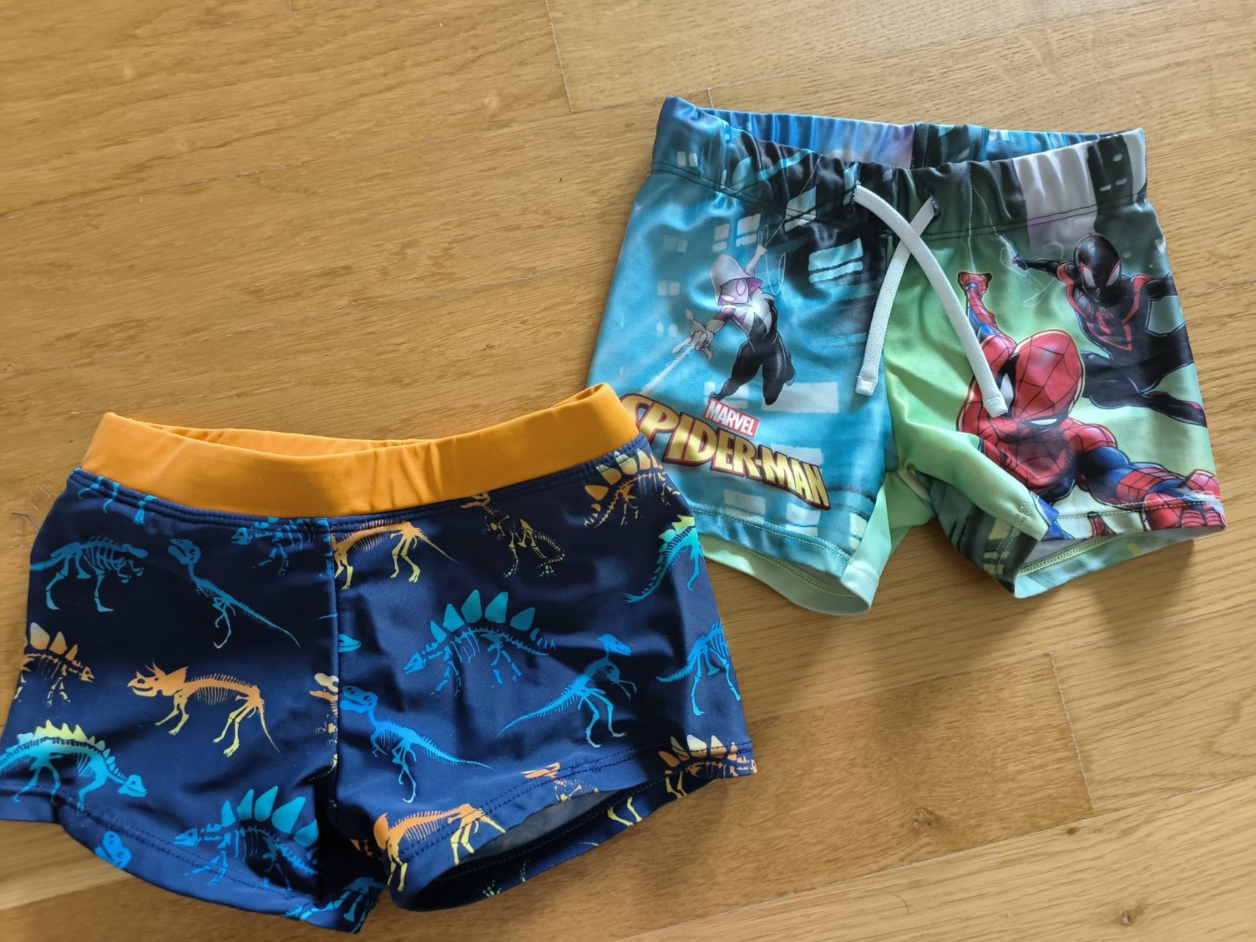 Costumi da bagno: Kinder Badehose kurz ,Gr.110/116 – Usato da Oftringen venduto da joa_bbm2