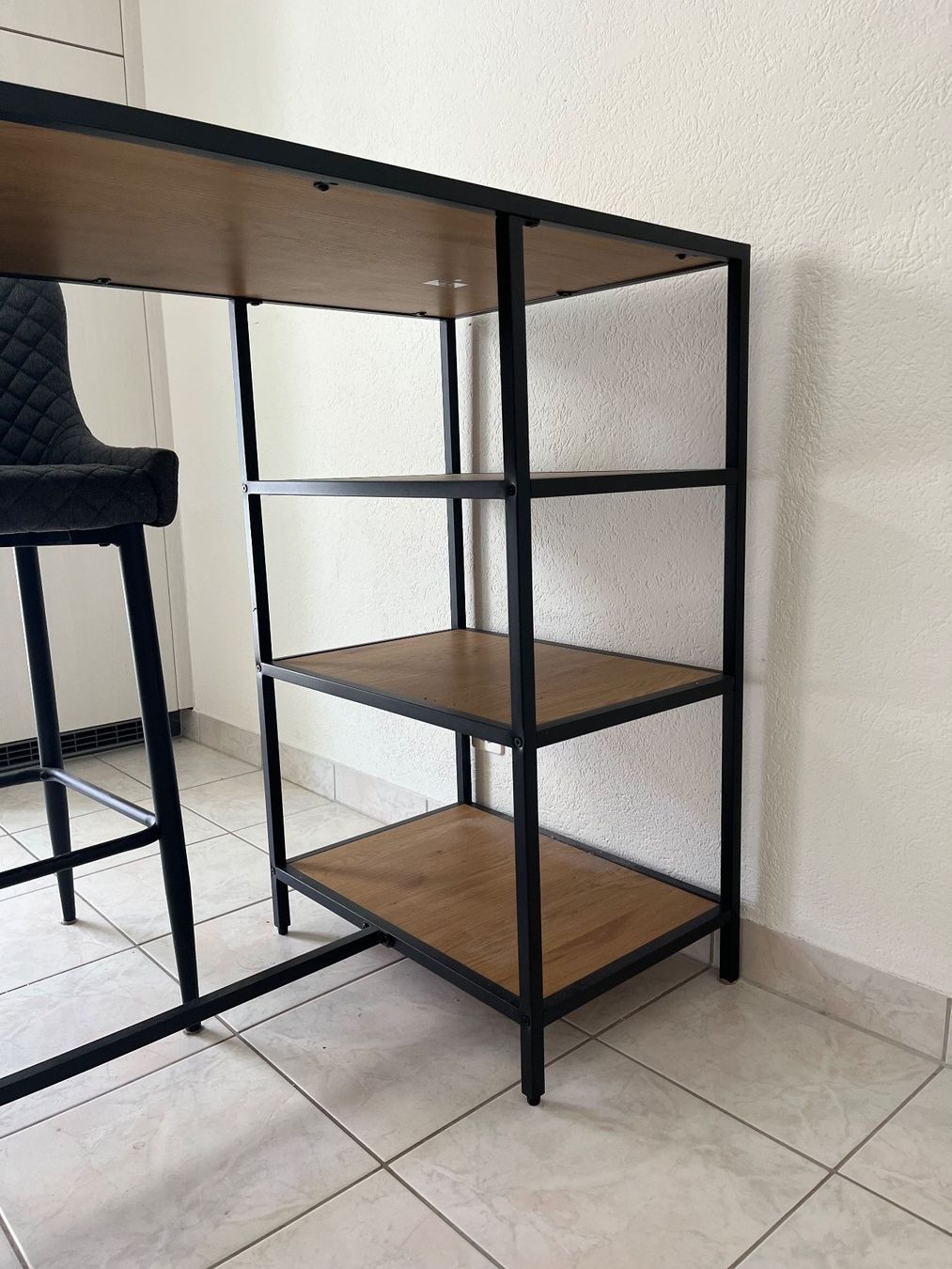 Jysk Tischset: Bartisch mit Barstuhl – Gebraucht aus Zürich von lea_55mb 2