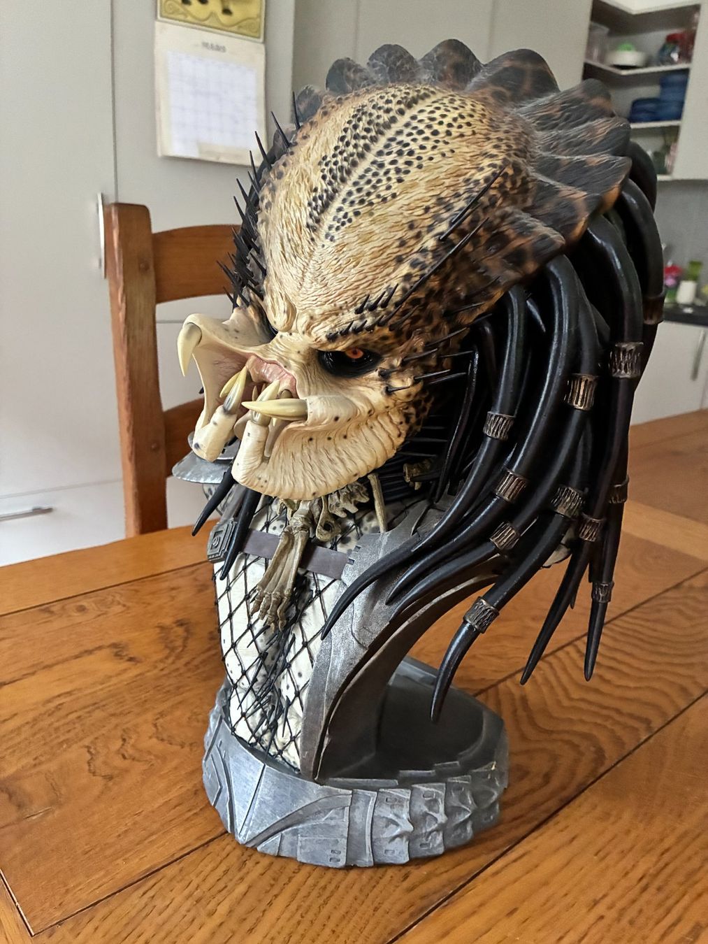 Statuette: Predator Legendary Scale Bust - Sideshow Collectibles – Usato da Vevey venduto da zecollector 7