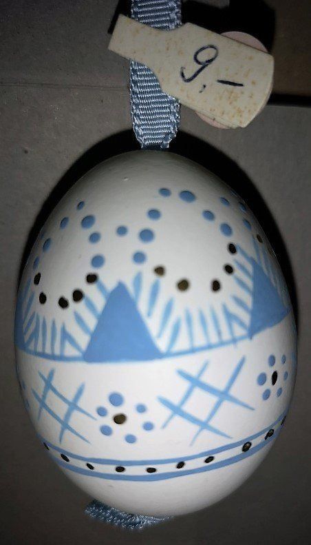 Statuette: Osterei hellblau (24) – Nuovo (secondo la descrizione) da Lutzenberg venduto da Truhe 1