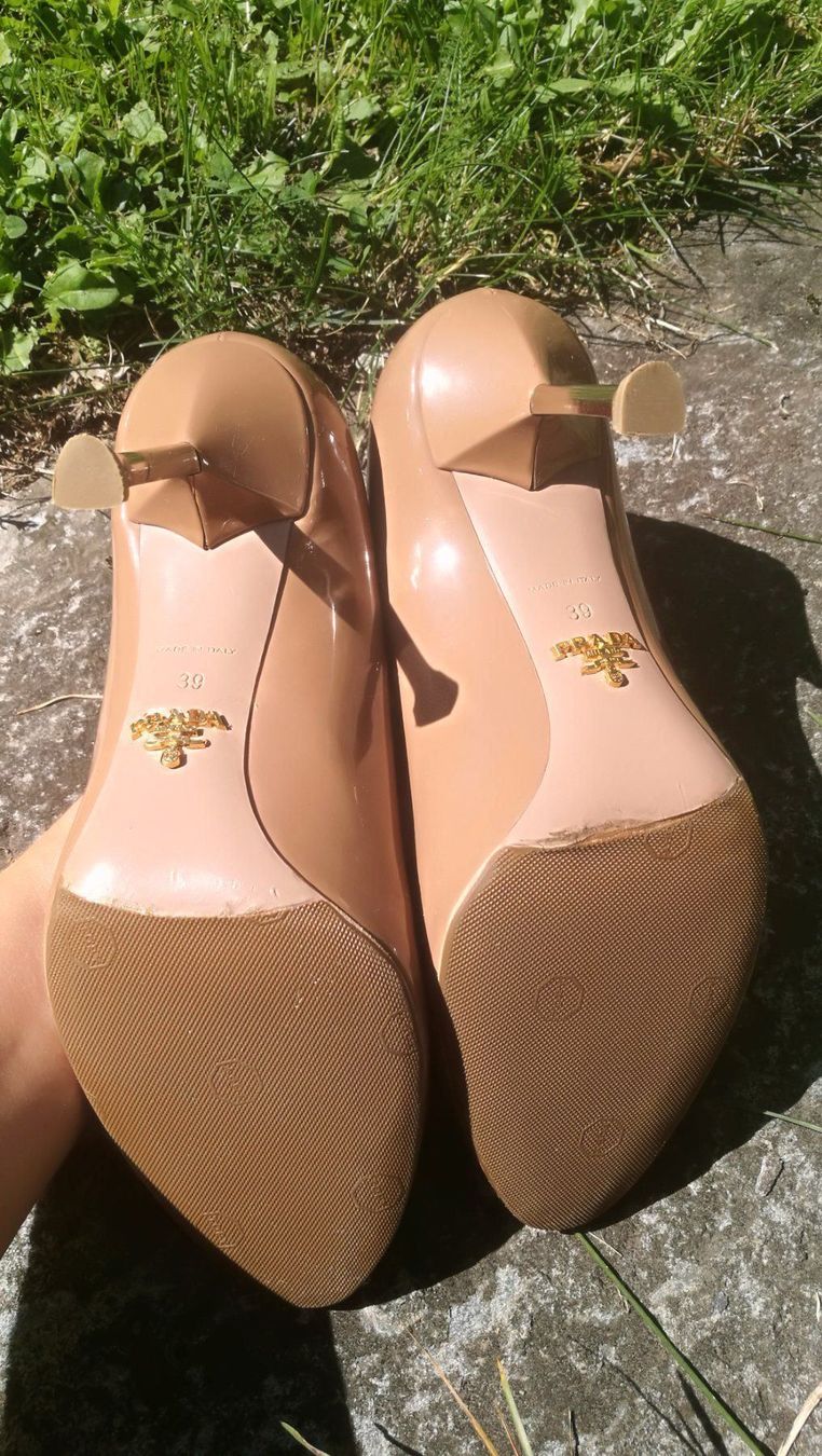 Prada Scarpe da donna: Escarpins beige Prada – Usato da Martigny venduto da Lea_lucci 4