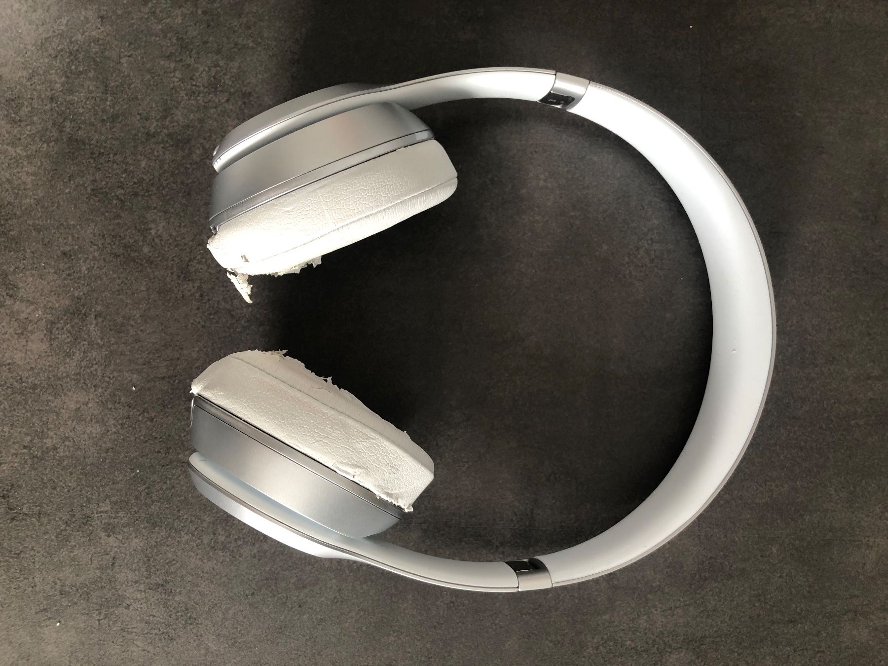 Beats Cuffie: Beats Solo Wireless – Usato da Oberägeri venduto da MariaLehman 2