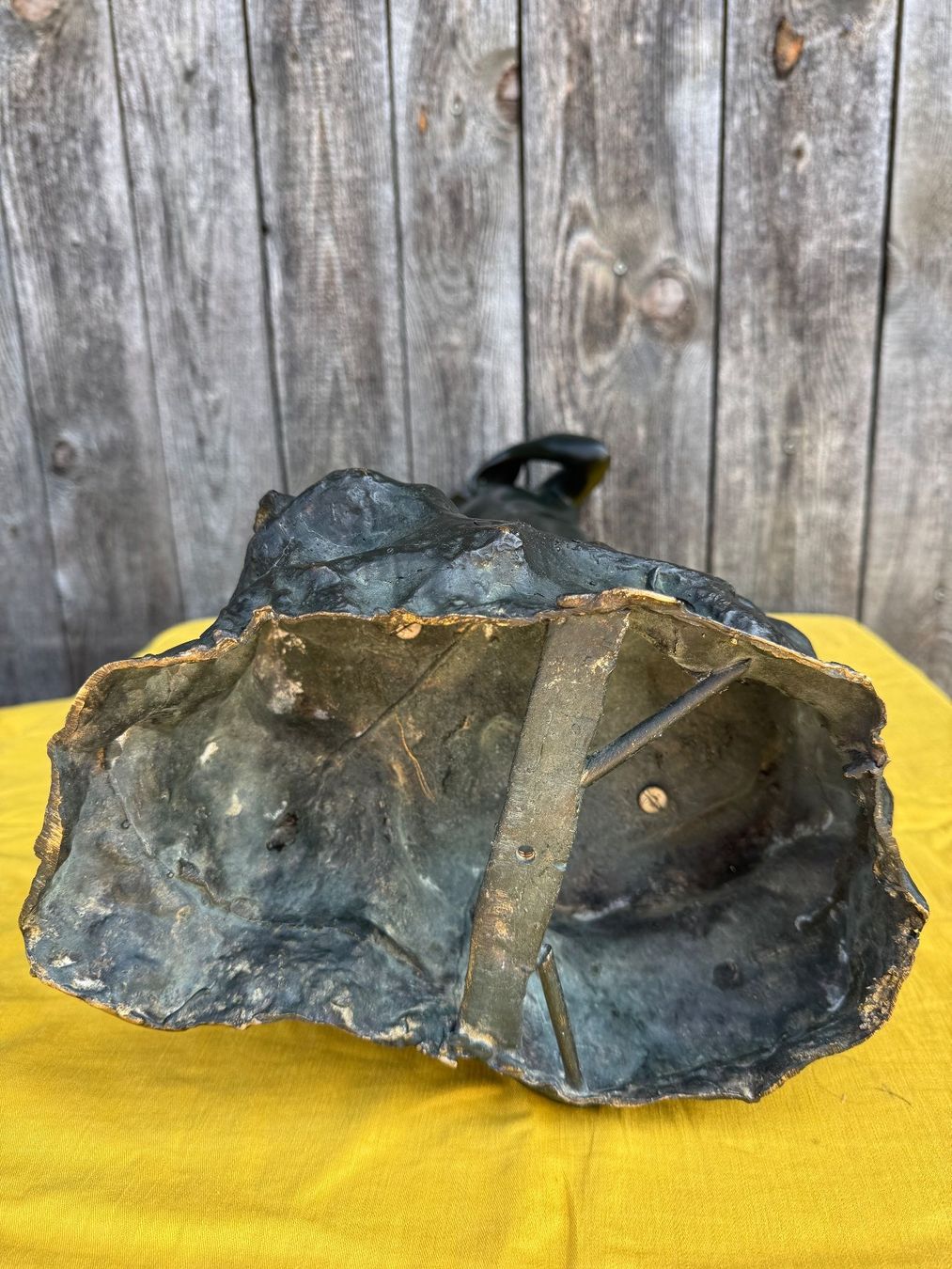 Figuren: Bronze Statue Junge mit Fisch und Krabben – Gebraucht aus Sachseln von BONATI01 8