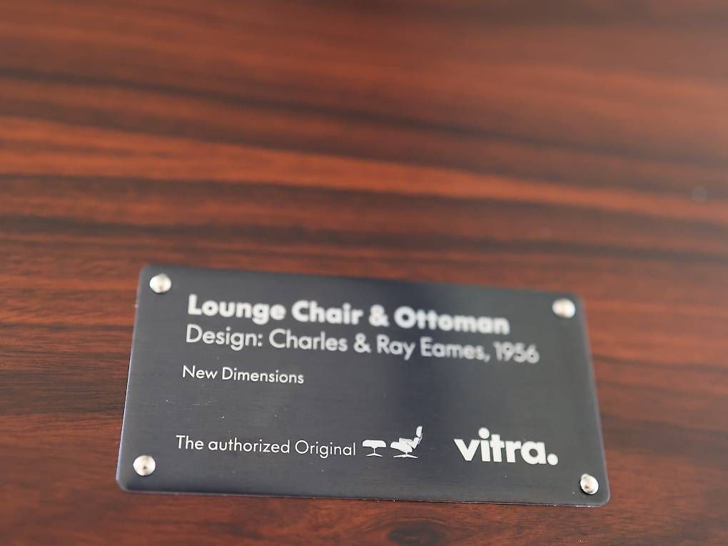 Vitra Sessel: VITRA, Eames Lounge Chair - Palisander – Neu (gemäss Beschreibung) aus Meinisberg von atelier_TILIJA 7
