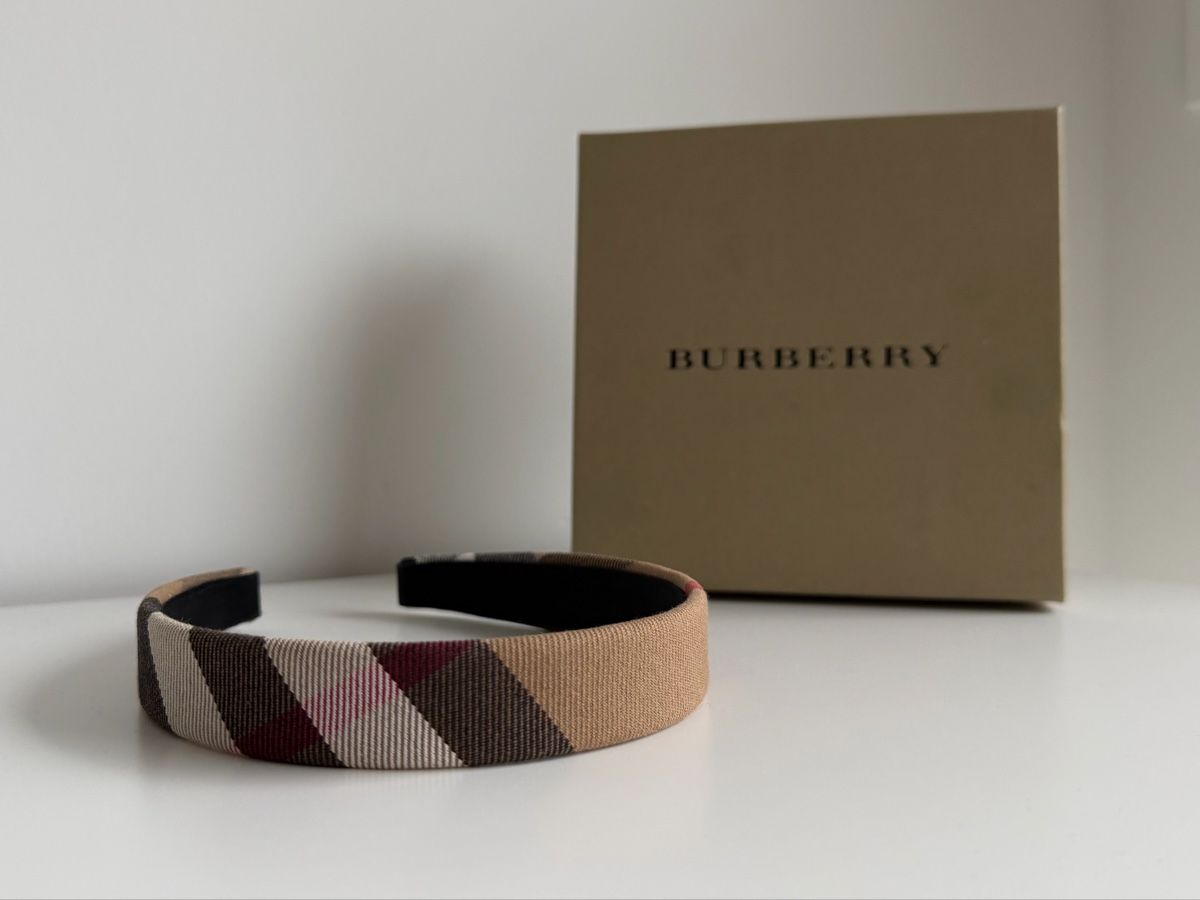 Burberry Accessori per capelli: Burberry  – Usato da Melide venduto da ser_6qfy 2