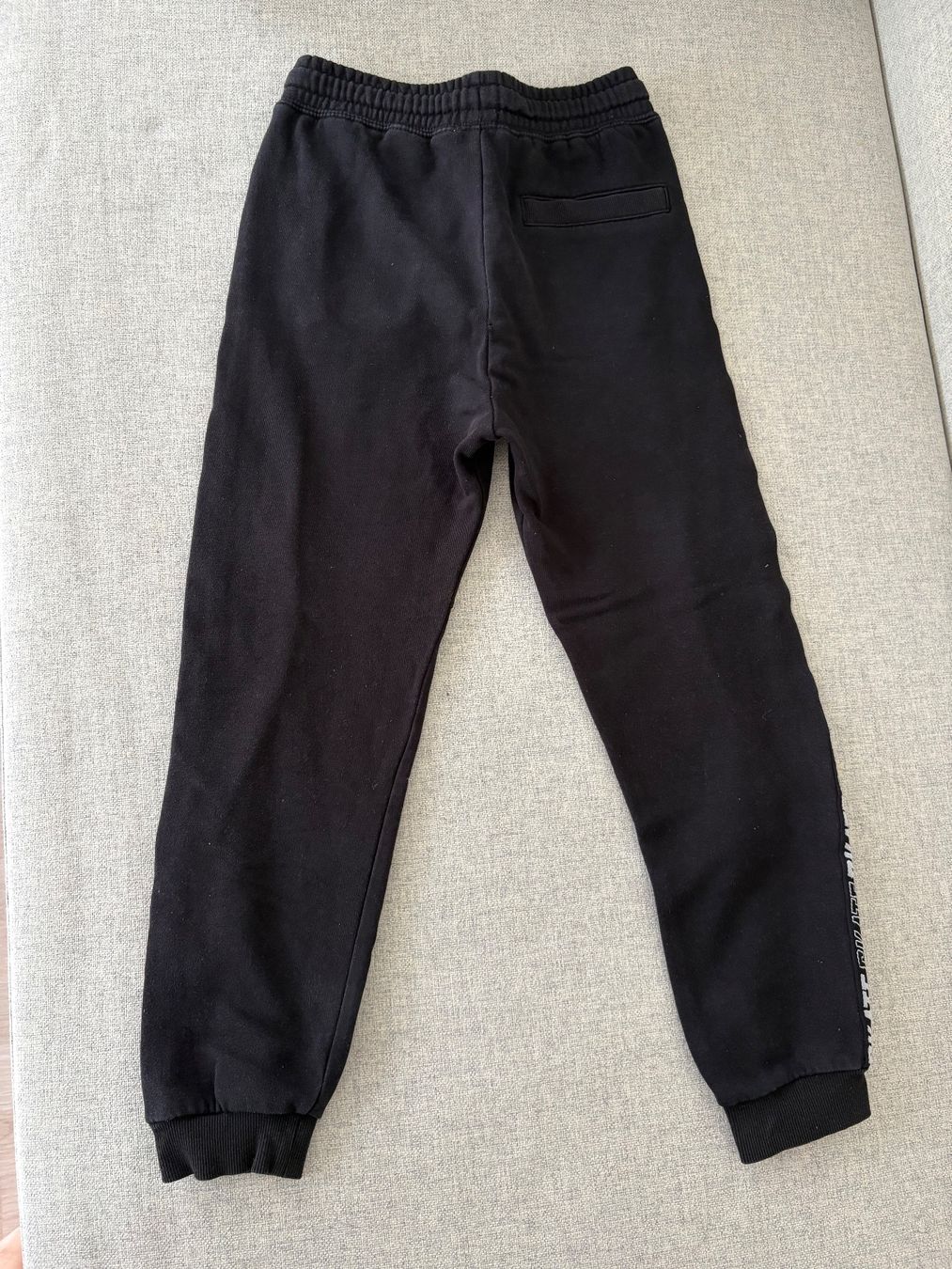 H&M Hosen: Trainerhosen gr 140 – Gebraucht aus Egg b. Zürich von dalanna 2
